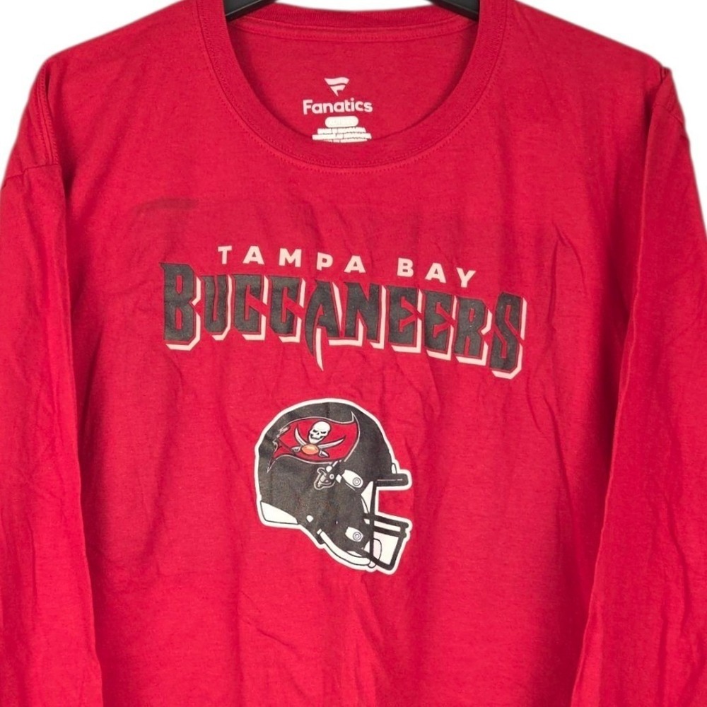 Tampa Bay Buccaneers Shirt Mens XL Red Long Sleeve NFL Football Fanatics NWOT‎